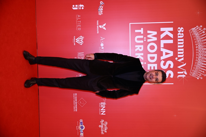 Sammyvit Klass Model Türkiye 2025 :  Ünlü �simler K�rm�z� Hal� ��kl���yla Oscar Gecesini Aratmad�